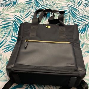 Tote convertible backpack